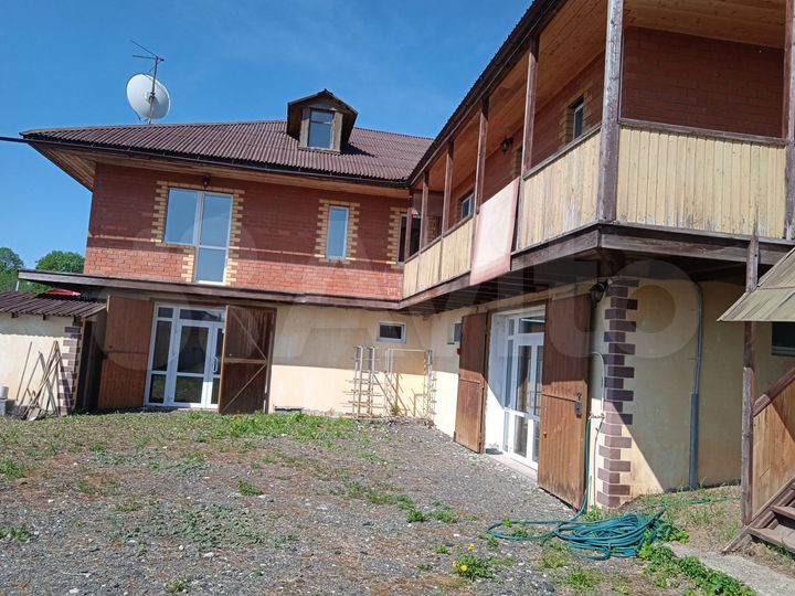 Дом 600 м² на участке 29 сот.