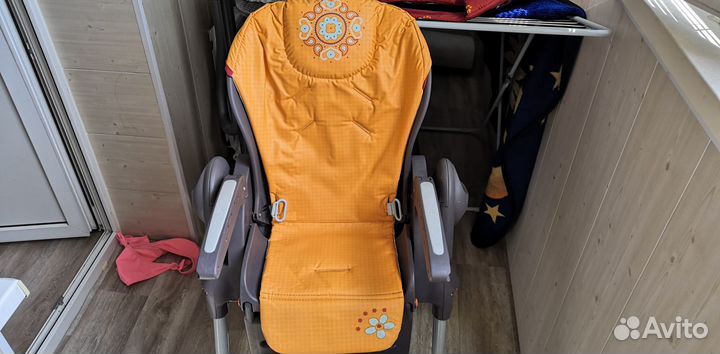 Стульчик для кормления Chicco Polly