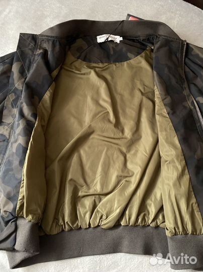 Бомбер женский