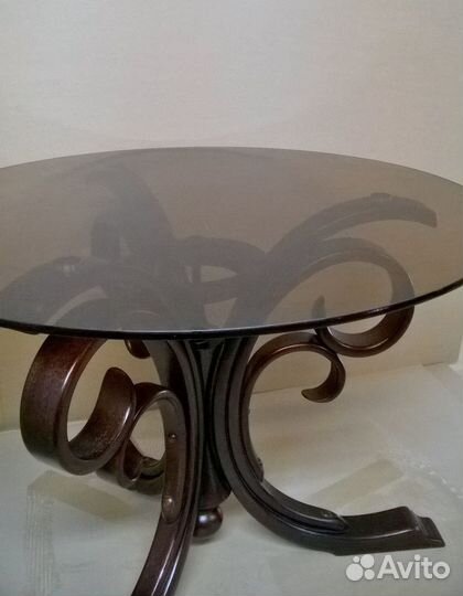 Журнальный столик круглый