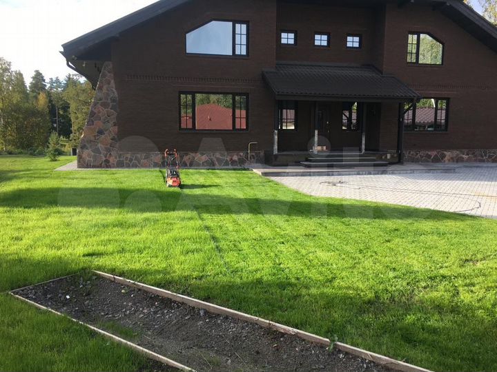 Дом 350 м² на участке 50 сот.