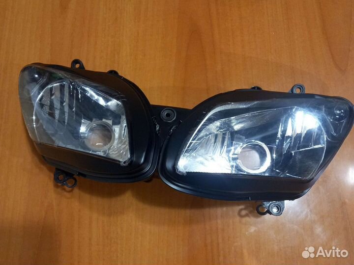 Фара Yamaha YZF R1 02-03