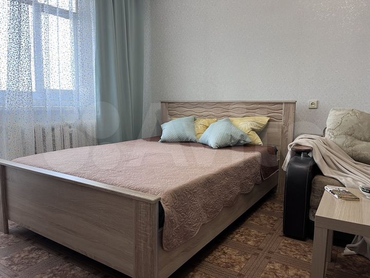 2-к. квартира, 53 м², 4/10 эт.