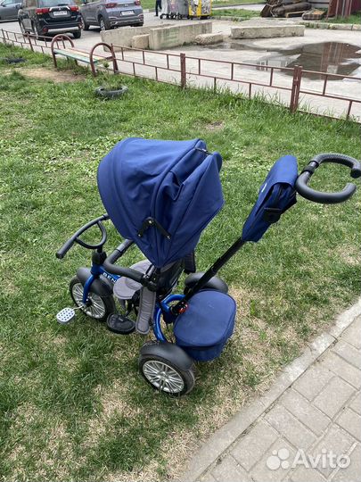 Трехколесный велосипед