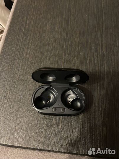 Кейс для наушников samsung