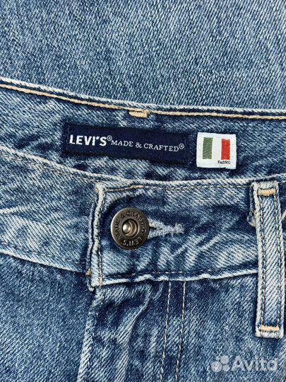 Джинсы Levi's