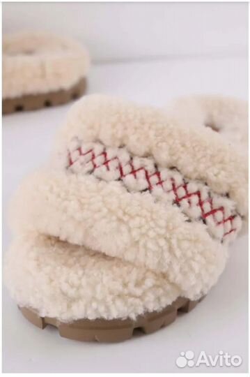 UGG шлепанцы