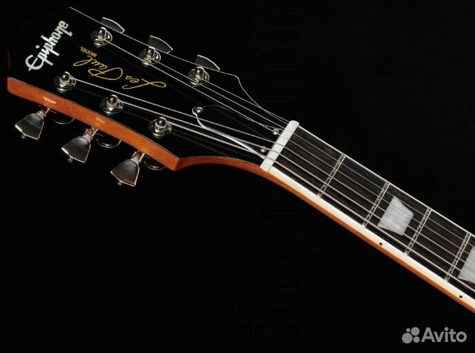 Электрогитара Epiphone Les Paul + Комплект