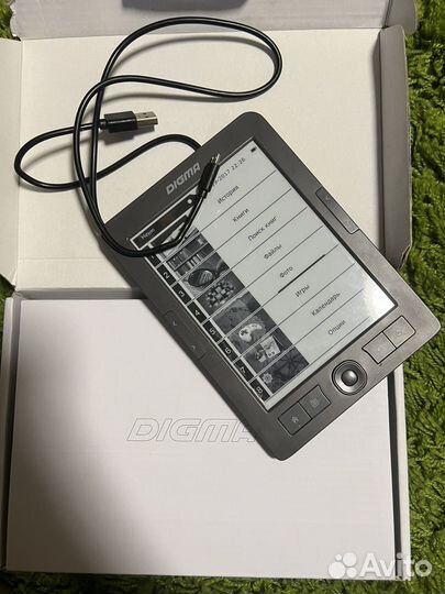Электронная книга digma e63S