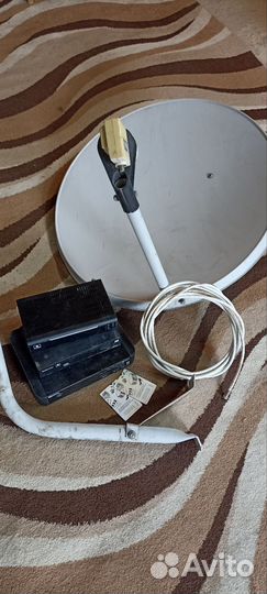 Спутниковая тарелка