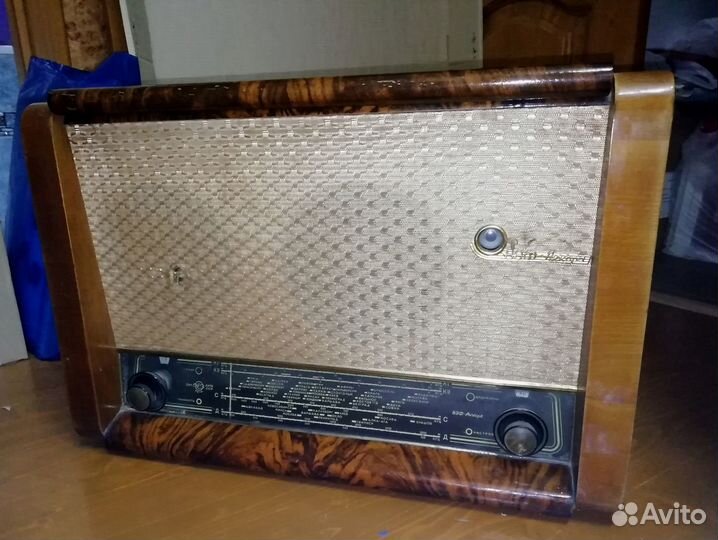 Радиола ламповая «вэф Аккорд» 1950 годов