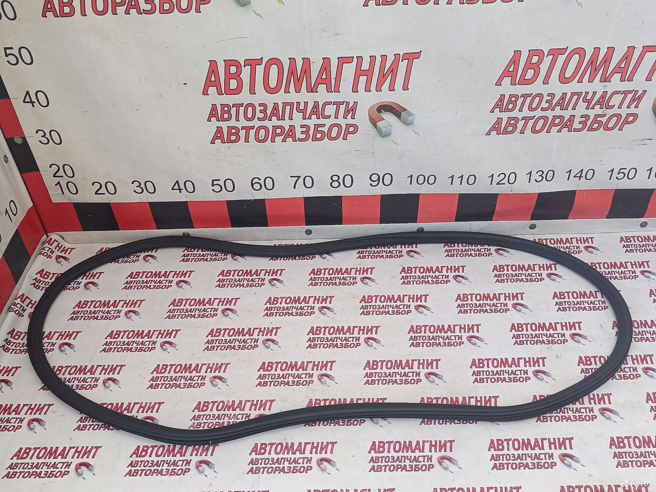 Уплотнитель двери задней правой Voyah Free