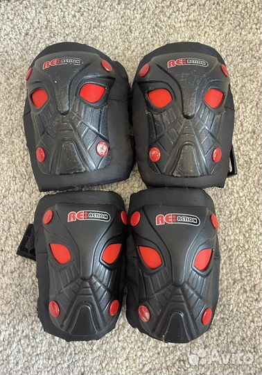 Комплект защитной экипировки Reaction + перчатки