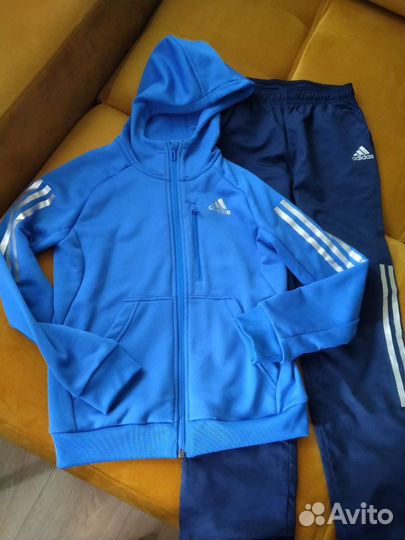 Спортивный костюм adidas р.140