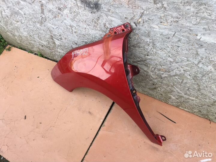 Крыло переднее левое Peugeot 3008