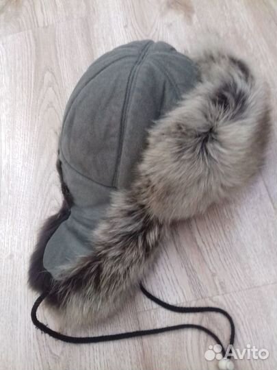 Продам зимнюю детскую шапку