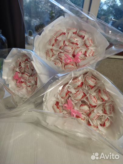 Сладкие букеты из конфет