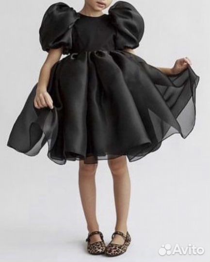 Платье нарядное пышное для девочки 134-140