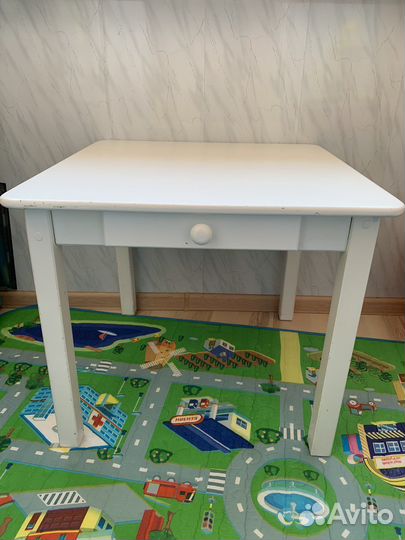 Детский стол