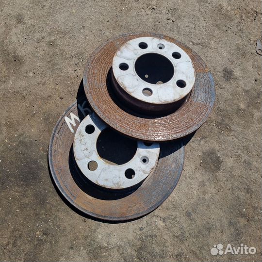 Тормозной диск Skoda Rapid