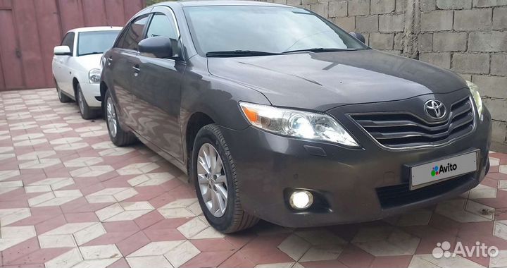 Toyota Camry, 2011