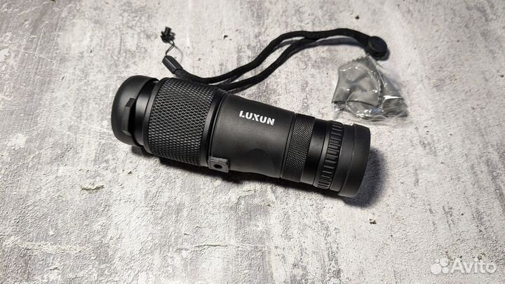 Компактный Монокуляр Luxun 8-20x30
