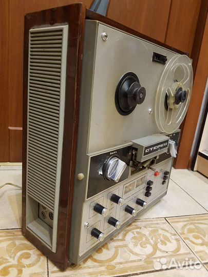Катушечный магнитофон Юпитер 202 стерео