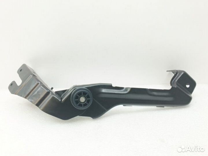 Кронштейн фары передний левый Mercedes-Benz