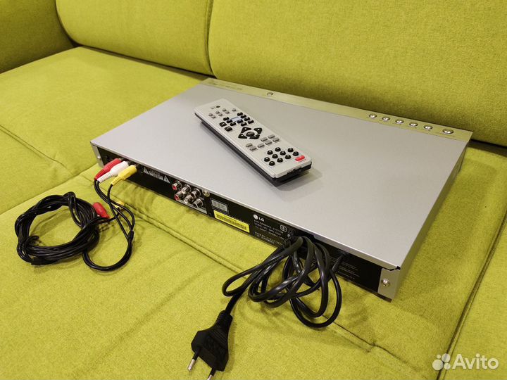 DVD-плеер LG DKS-5550Q