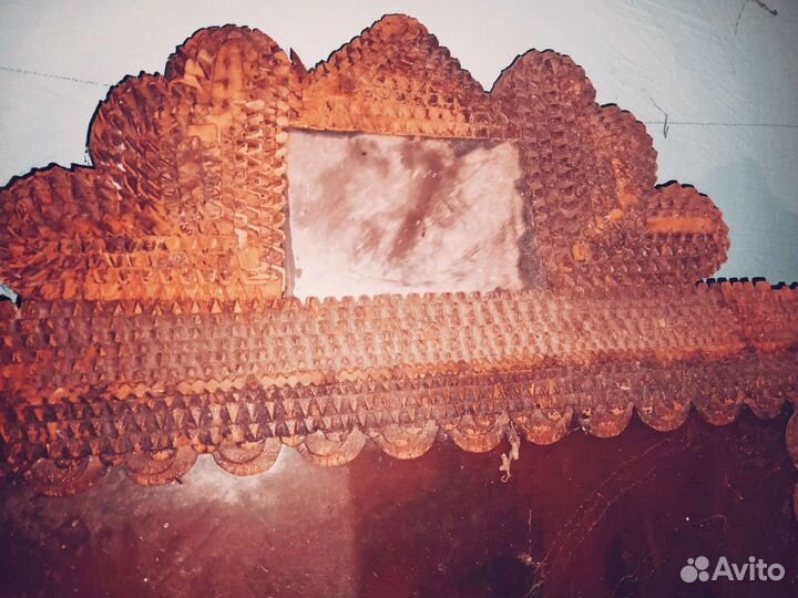 Старинное зеркало