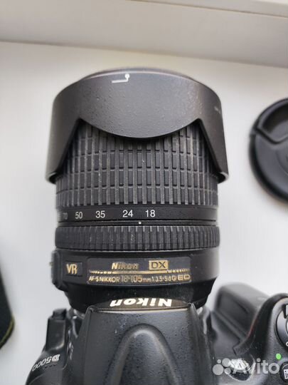 Зеркальный фотоаппарат nikon d5000 с объективом