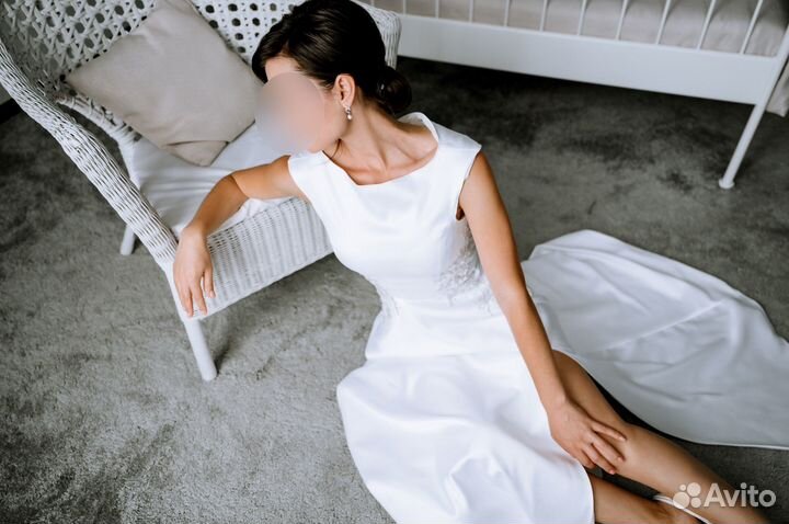 Свадебное платье 42