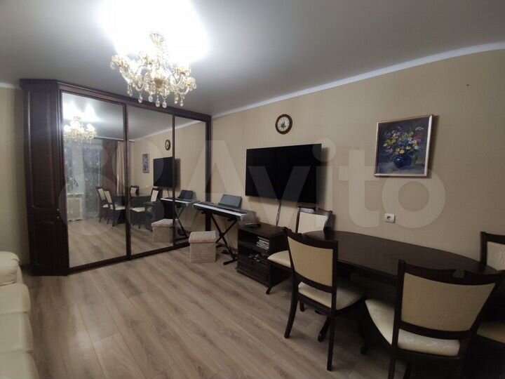 2-к. квартира, 52 м², 4/5 эт.