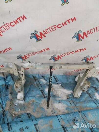 Рамка Радиатора Toyota Passo 53216B1090 KGC30 1KR