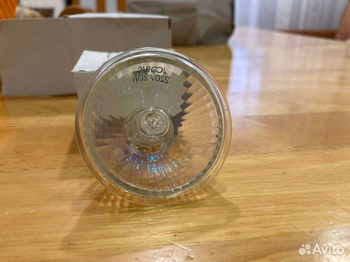 Лампа светодиодная