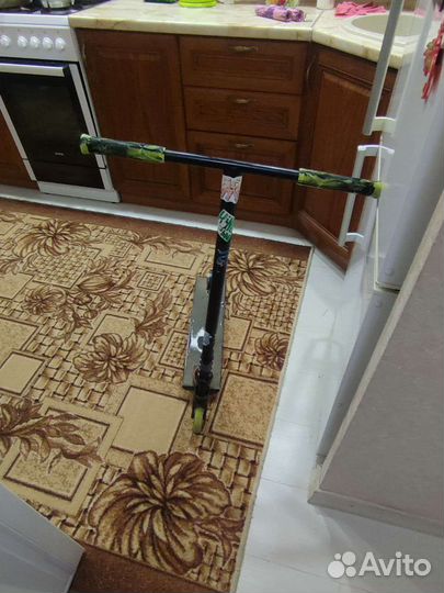 Трюковой самокат NovaTrack бу