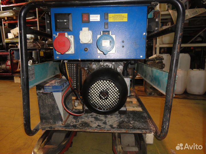 Бензогенератор