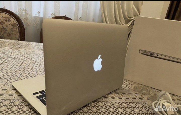 Apple MacBook Air 13 2015 Идеал