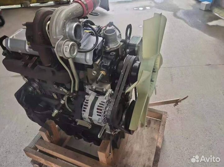 Двигатель manitou RG81374 perkins