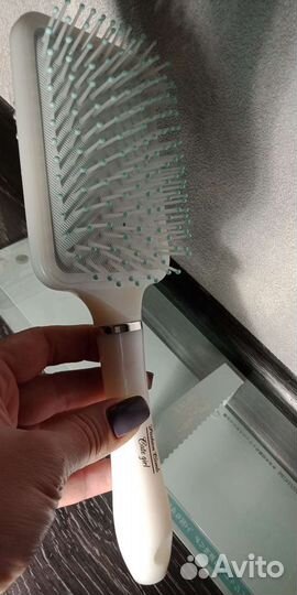 Расческа в стразах