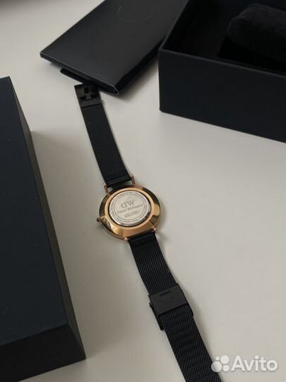 Часы daniel wellington