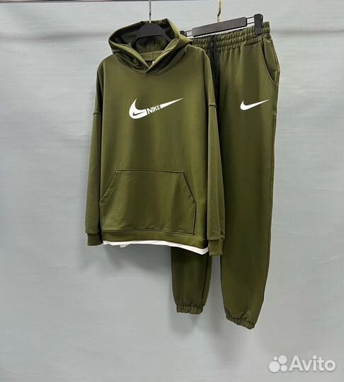 Спортивный костюм-двойка nike