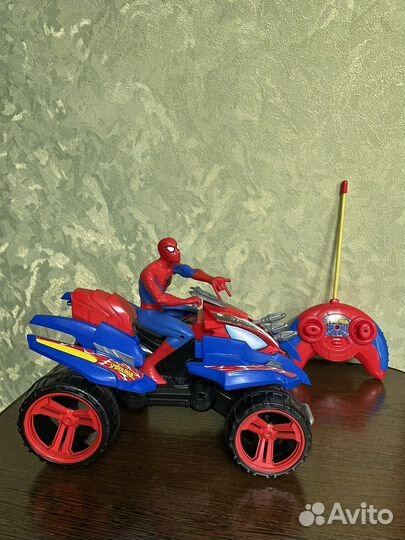 Квадроцикл на радиоуправлении spider-MAH