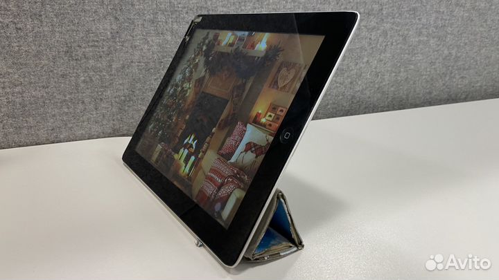 Планшет Apple iPad 3 32 гб WiFi +3G