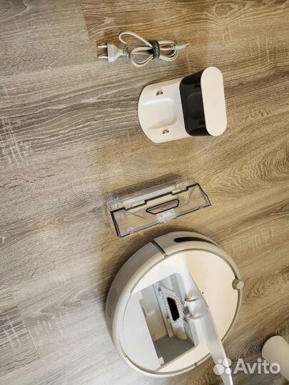 Продам робот-пылесос Xiaomi