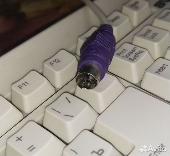 Монитор. Клавиатура. Колонки