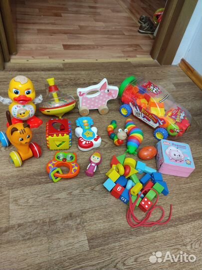 Развивающие игрушки