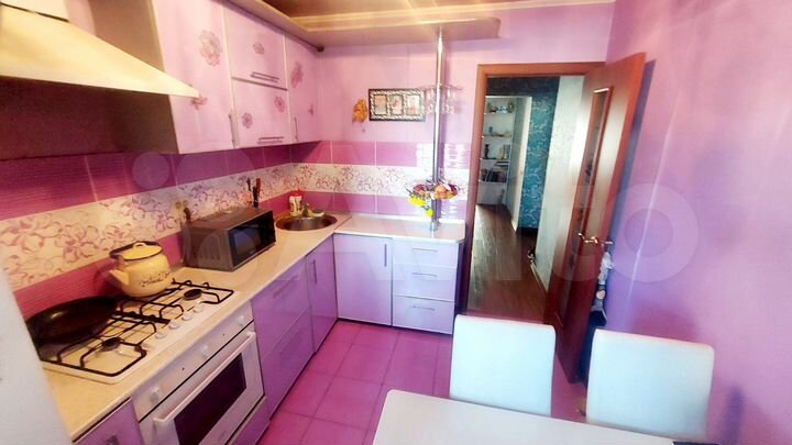 4-к. квартира, 78 м², 1/9 эт.