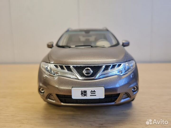 Модель Nissan Murano 1/18 Paudi