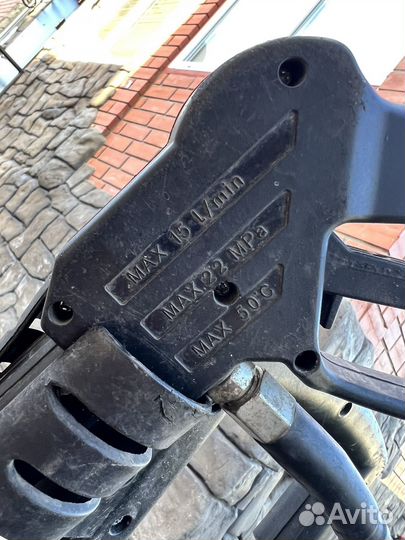 Мойка высокого давления karcher